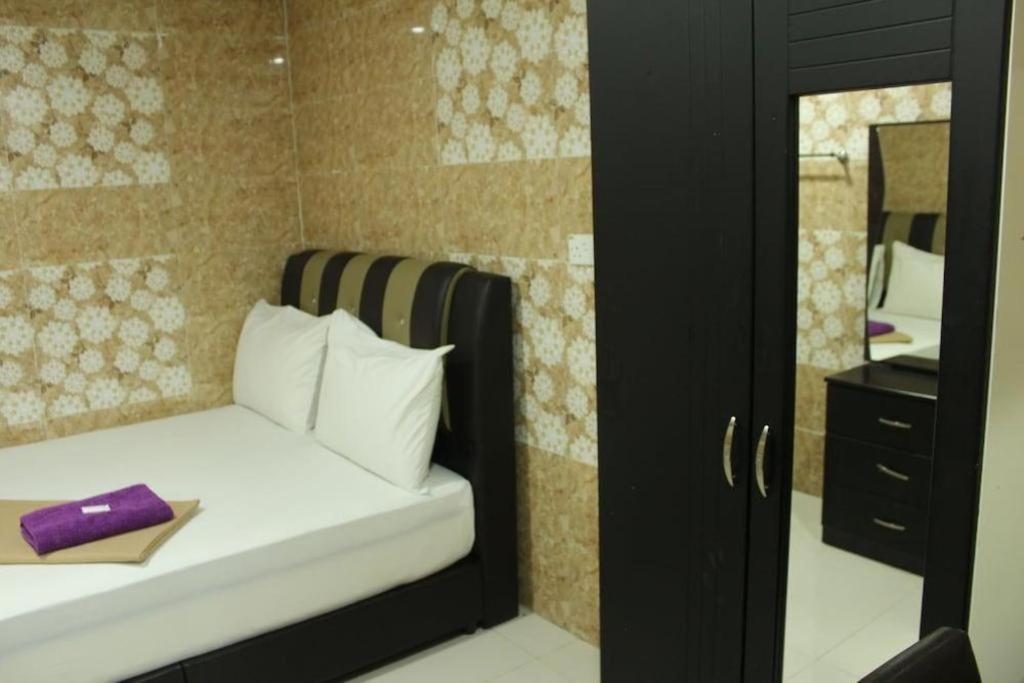 Serdang Business Hotel Seri Kembangan Extérieur photo