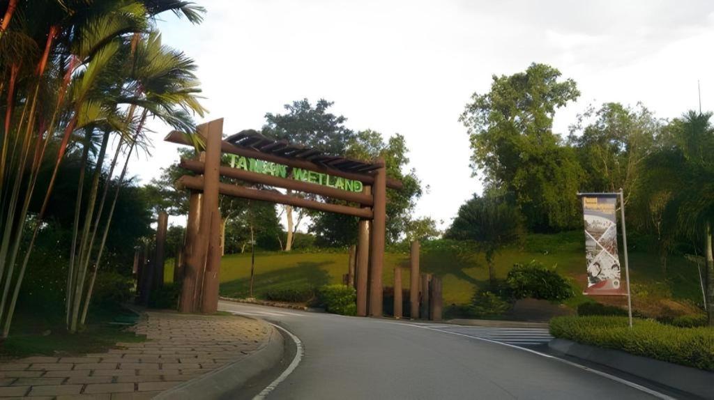 Serdang Business Hotel Seri Kembangan Extérieur photo