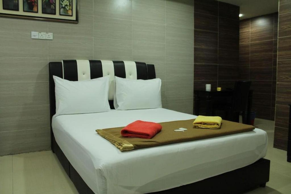 Serdang Business Hotel Seri Kembangan Extérieur photo