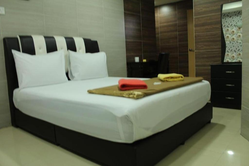 Serdang Business Hotel Seri Kembangan Extérieur photo